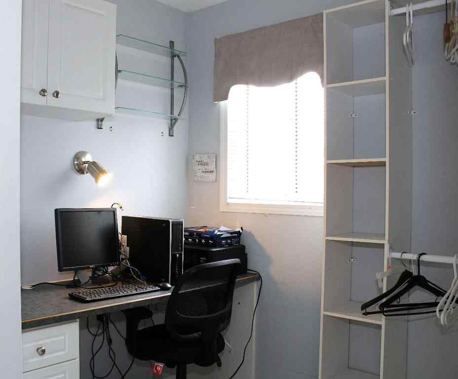 MLS® A2259876 - 24 Noblefern Way  in NONE Sundre, Residential