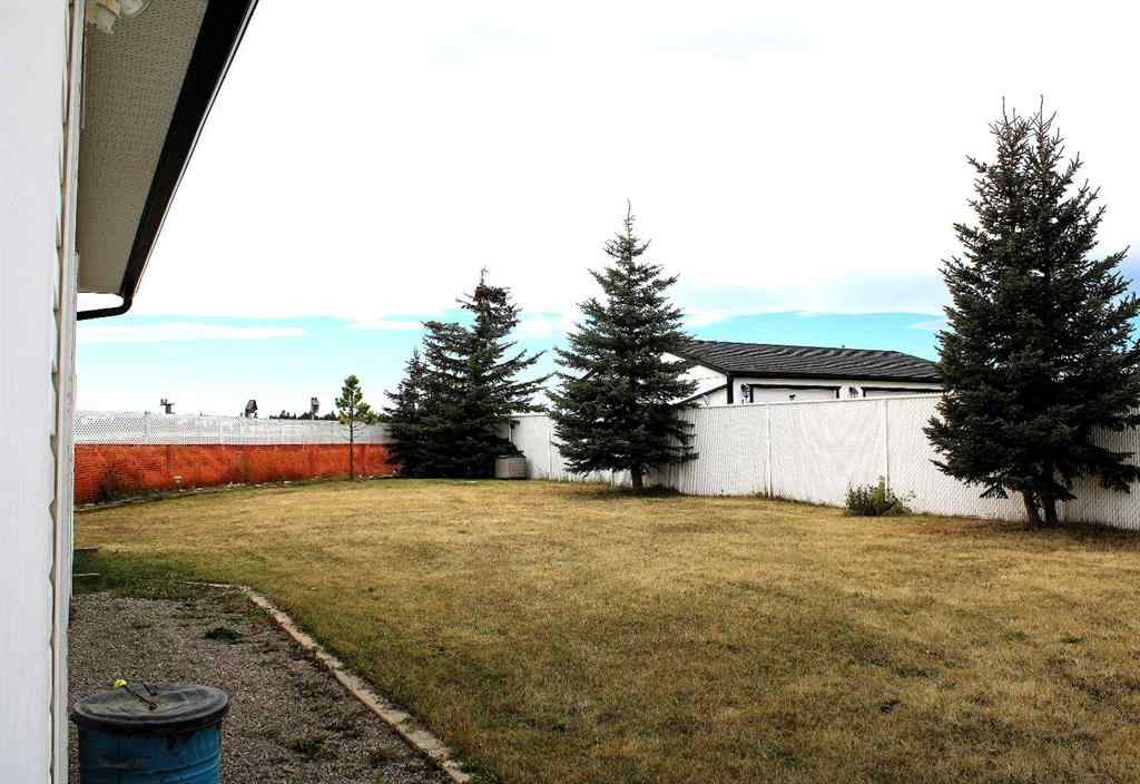 MLS® A2259876 - 24 Noblefern Way  in NONE Sundre, Residential
