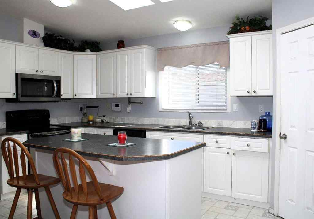 MLS® A2259876 - 24 Noblefern Way  in NONE Sundre, Residential