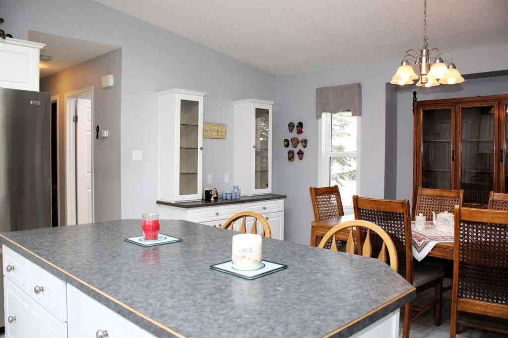 MLS® A2259876 - 24 Noblefern Way  in NONE Sundre, Residential