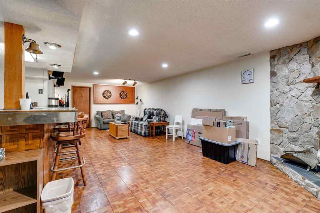 MLS® A2259878 - 360 Malvern Close NE in Marlborough Park Calgary, Residential