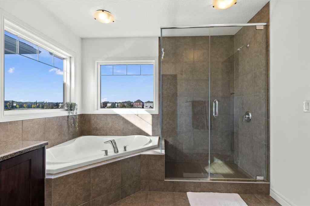 MLS® A2259881 - 195 Hillcrest Circle SW in Hillcrest Airdrie, Residential