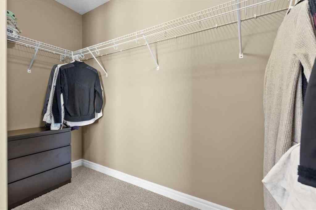 MLS® A2259881 - 195 Hillcrest Circle SW in Hillcrest Airdrie, Residential