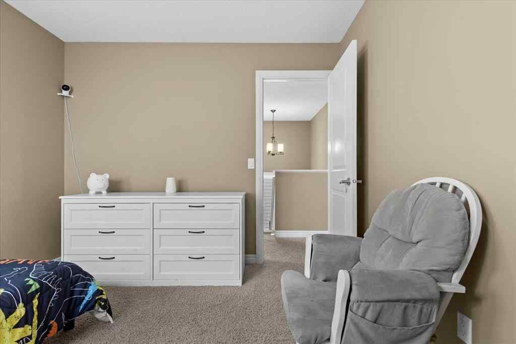 MLS® A2259881 - 195 Hillcrest Circle SW in Hillcrest Airdrie, Residential