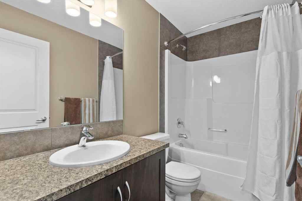 MLS® A2259881 - 195 Hillcrest Circle SW in Hillcrest Airdrie, Residential