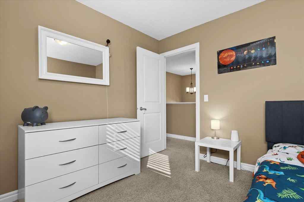 MLS® A2259881 - 195 Hillcrest Circle SW in Hillcrest Airdrie, Residential