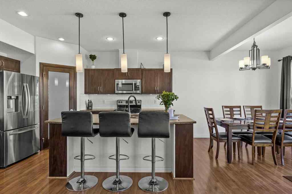 MLS® A2259881 - 195 Hillcrest Circle SW in Hillcrest Airdrie, Residential