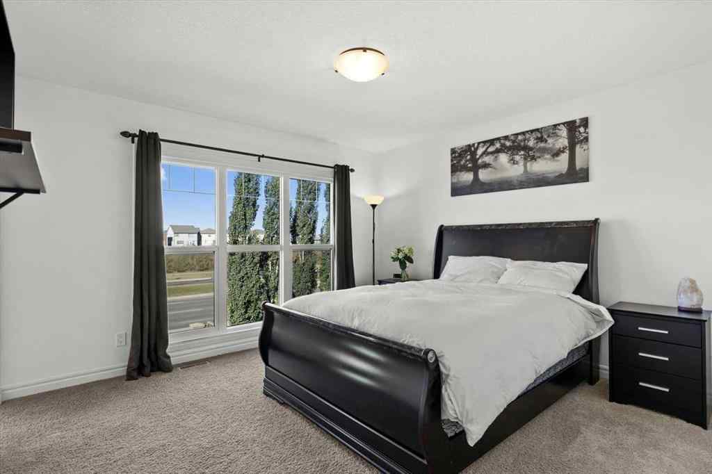 MLS® A2259881 - 195 Hillcrest Circle SW in Hillcrest Airdrie, Residential