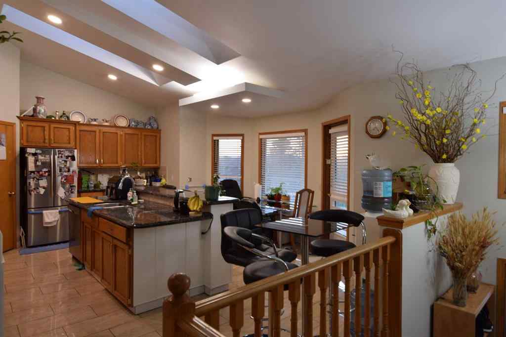 MLS® A2259886 - 94 Douglas Woods Close SE in Douglasdale/Glen Calgary, Residential