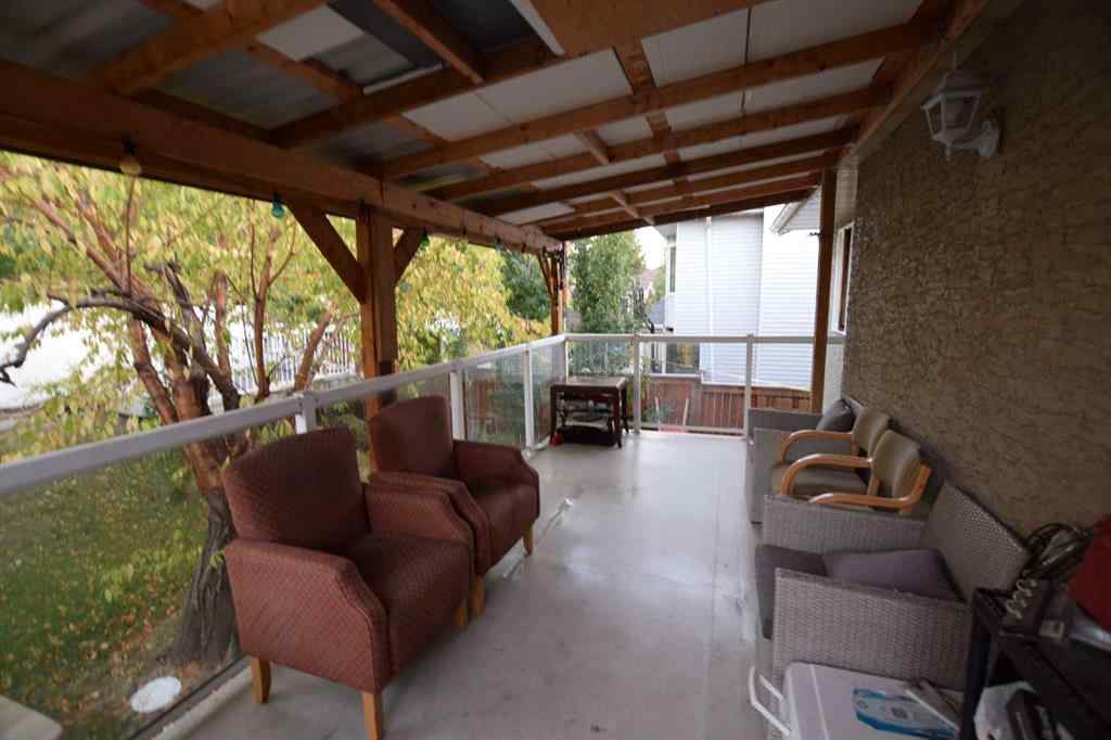 MLS® A2259886 - 94 Douglas Woods Close SE in Douglasdale/Glen Calgary, Residential