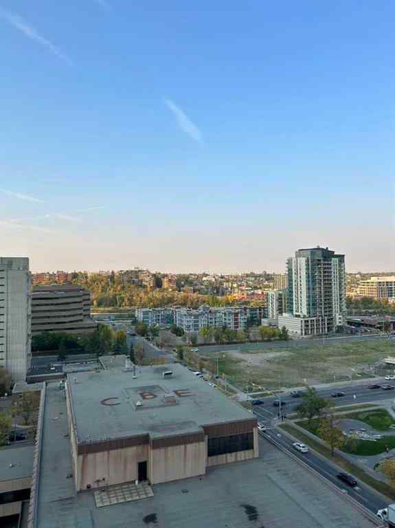 MLS® A2259889 - Unit #1704 221 6 Avenue SE in Downtown Commercial Core Calgary, Residential