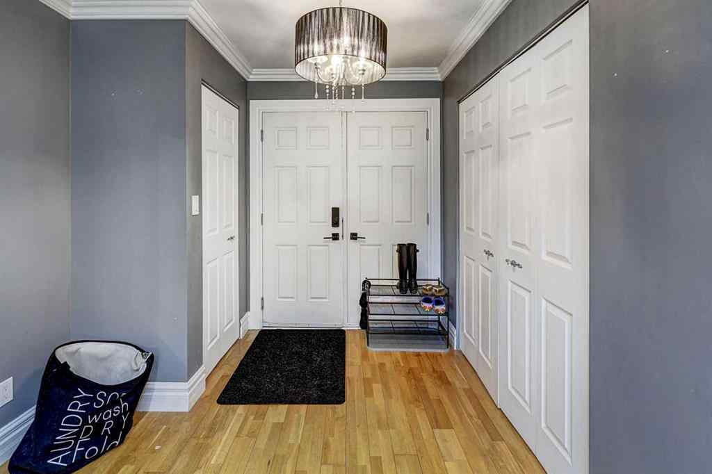 MLS® A2259892 - 1509 38 Street SE in Forest Lawn Calgary, Residential