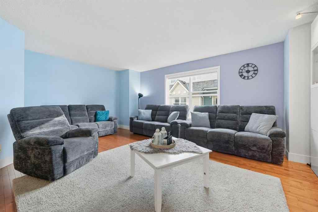 MLS® A2259893 - 215 Mckenzie Towne Gate SE in McKenzie Towne Calgary, Residential