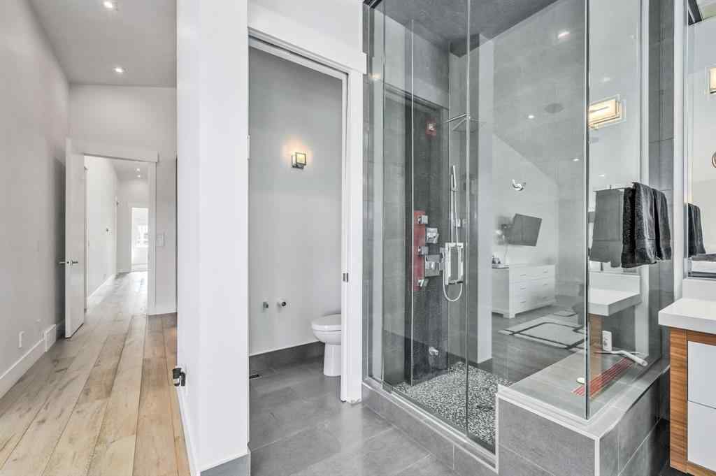 MLS® A2259901 - 509 31 Avenue NE in Winston Heights/Mountview Calgary, Residential