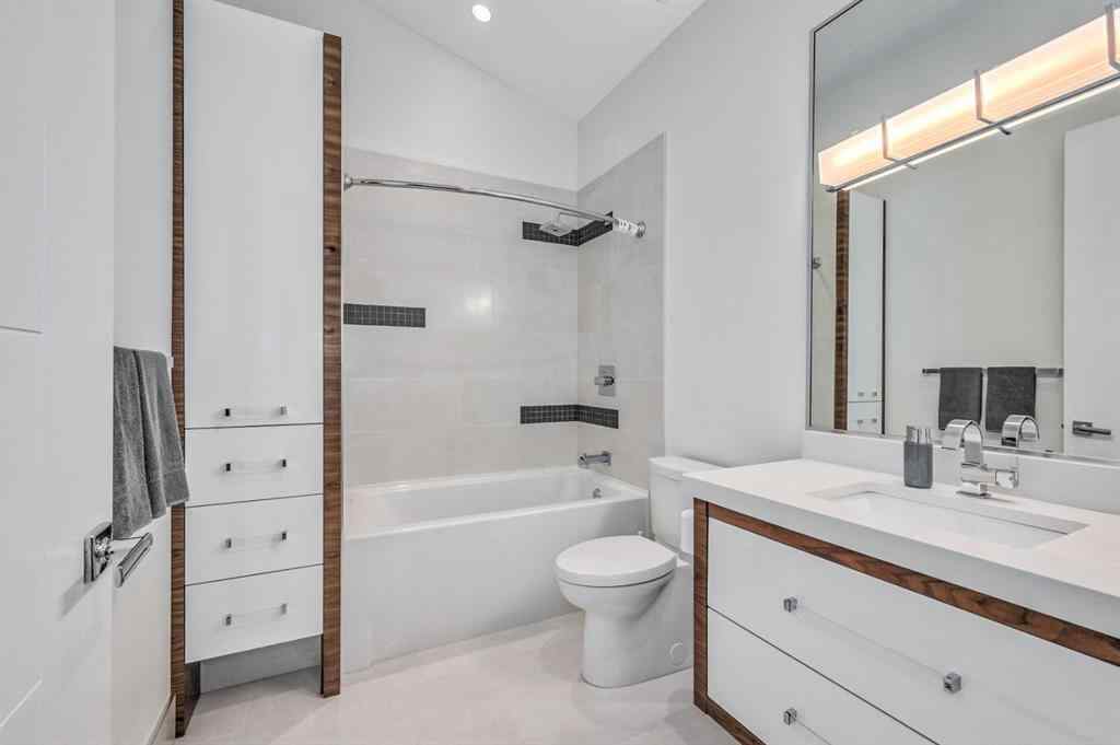 MLS® A2259901 - 509 31 Avenue NE in Winston Heights/Mountview Calgary, Residential