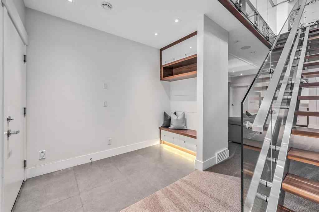 MLS® A2259901 - 509 31 Avenue NE in Winston Heights/Mountview Calgary, Residential