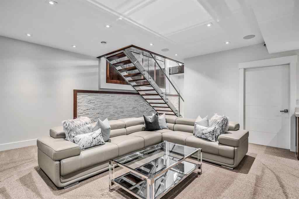 MLS® A2259901 - 509 31 Avenue NE in Winston Heights/Mountview Calgary, Residential