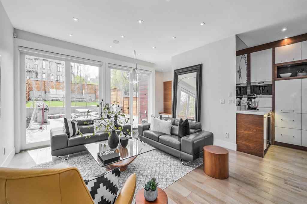 MLS® A2259901 - 509 31 Avenue NE in Winston Heights/Mountview Calgary, Residential