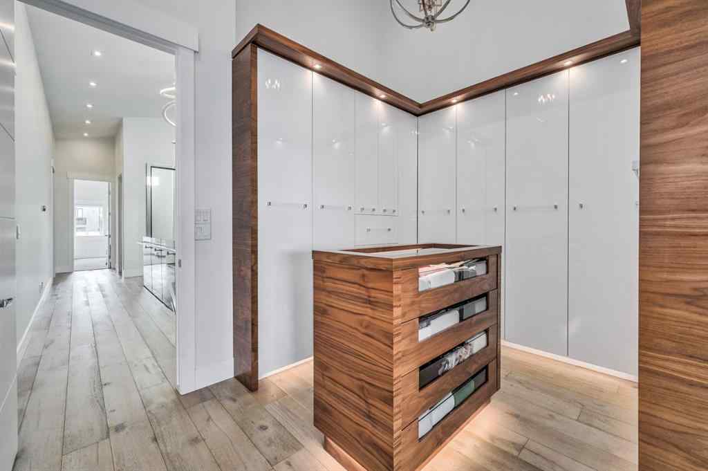 MLS® A2259901 - 509 31 Avenue NE in Winston Heights/Mountview Calgary, Residential