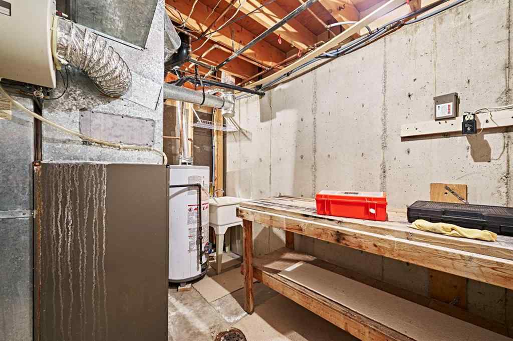 MLS® A2259911 - 8414 Berwick Road NW in Beddington Heights Calgary, Residential