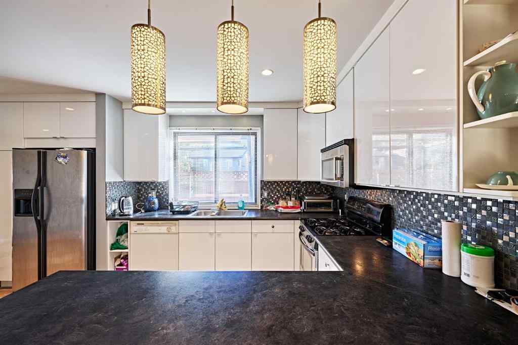 MLS® A2259911 - 8414 Berwick Road NW in Beddington Heights Calgary, Residential