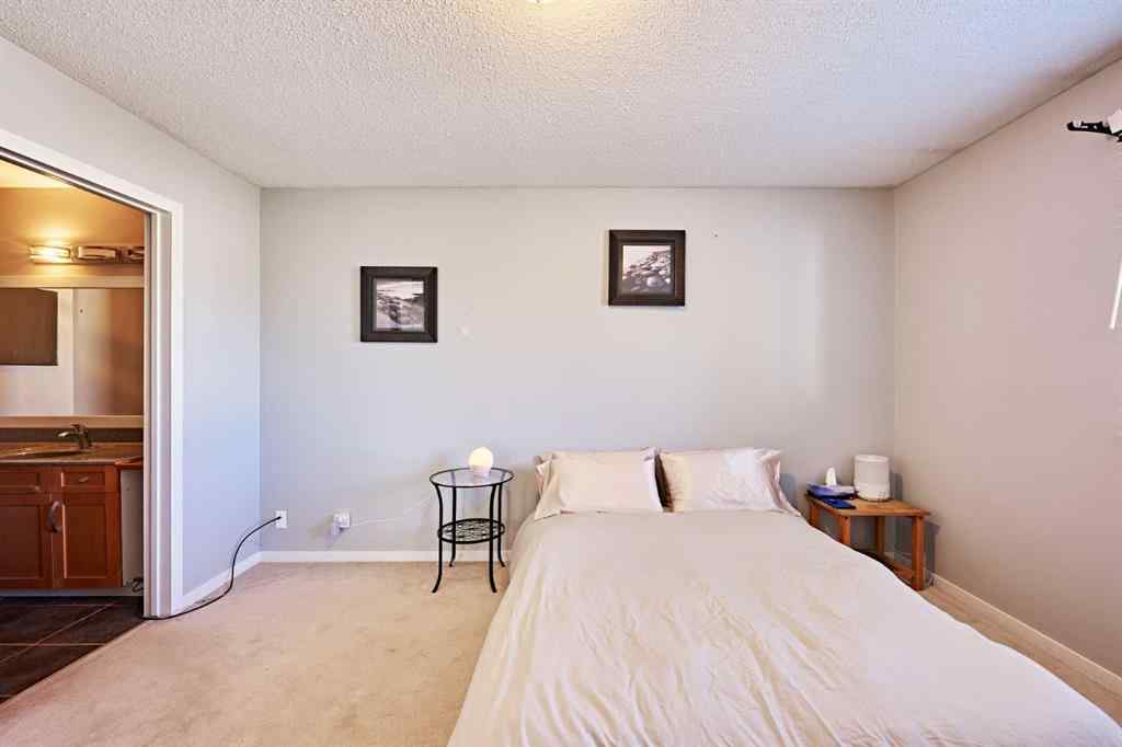 MLS® A2259911 - 8414 Berwick Road NW in Beddington Heights Calgary, Residential