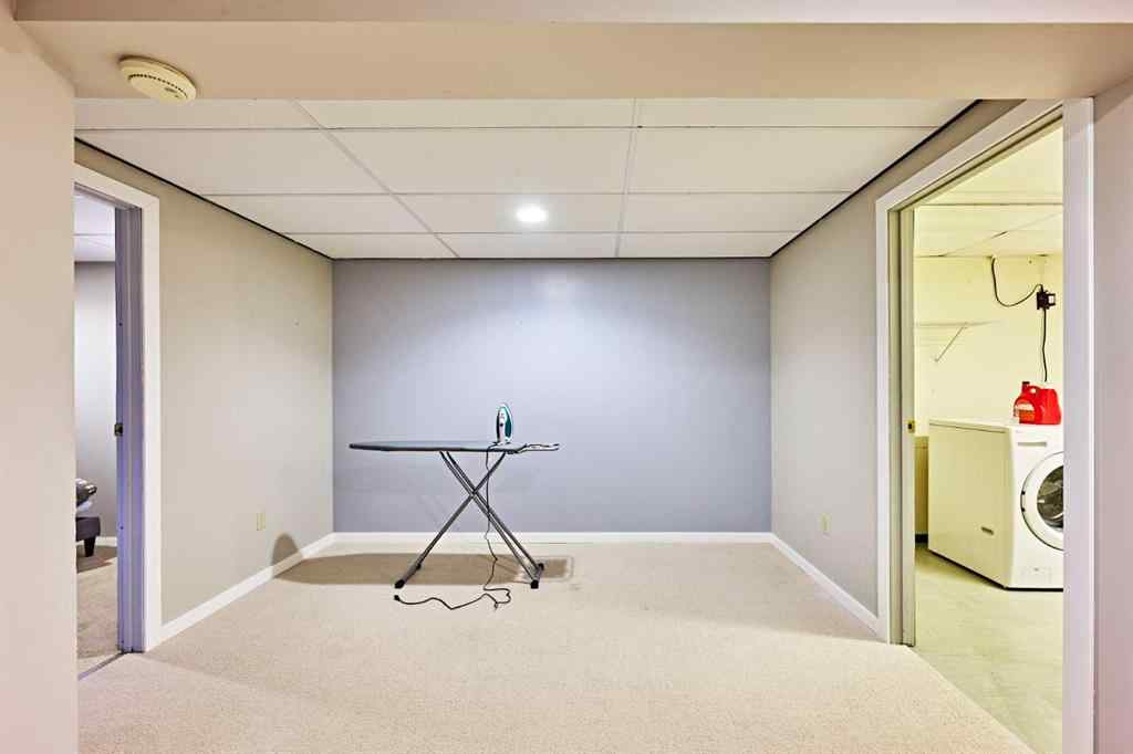 MLS® A2259911 - 8414 Berwick Road NW in Beddington Heights Calgary, Residential