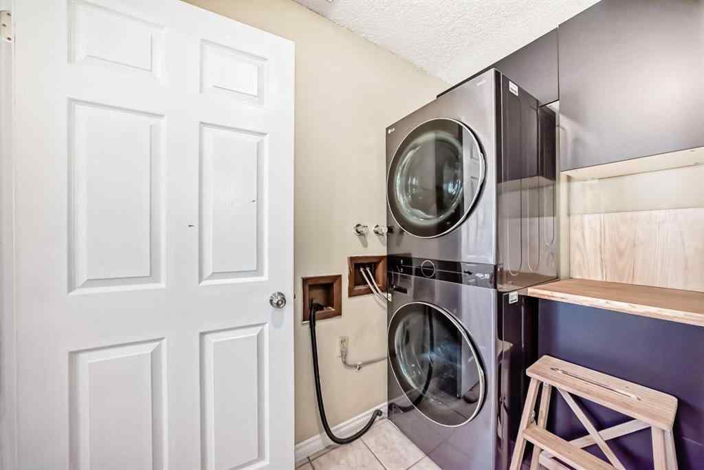 MLS® A2259913 - 31 Castleglen Crescent NE in Castleridge Calgary, Residential