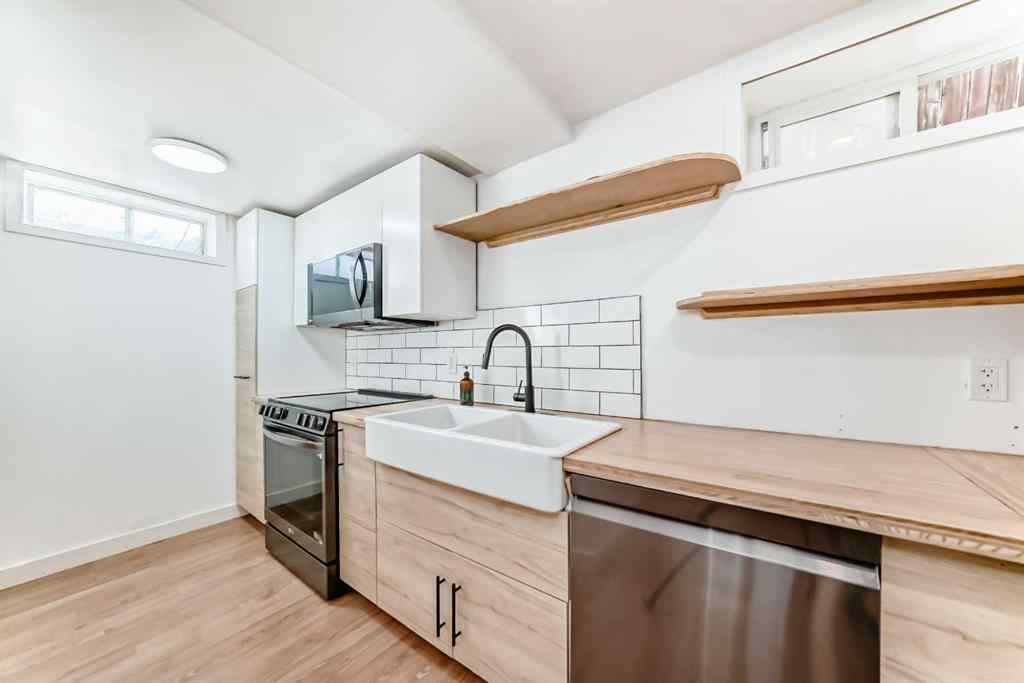 MLS® A2259913 - 31 Castleglen Crescent NE in Castleridge Calgary, Residential