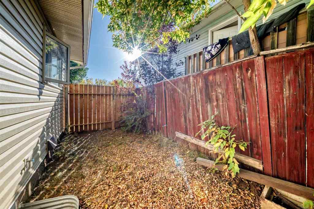 MLS® A2259913 - 31 Castleglen Crescent NE in Castleridge Calgary, Residential