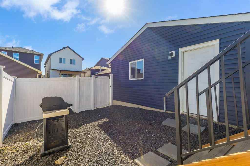 MLS® A2259921 - 21 Lucas Rise NW in Livingston Calgary, Residential