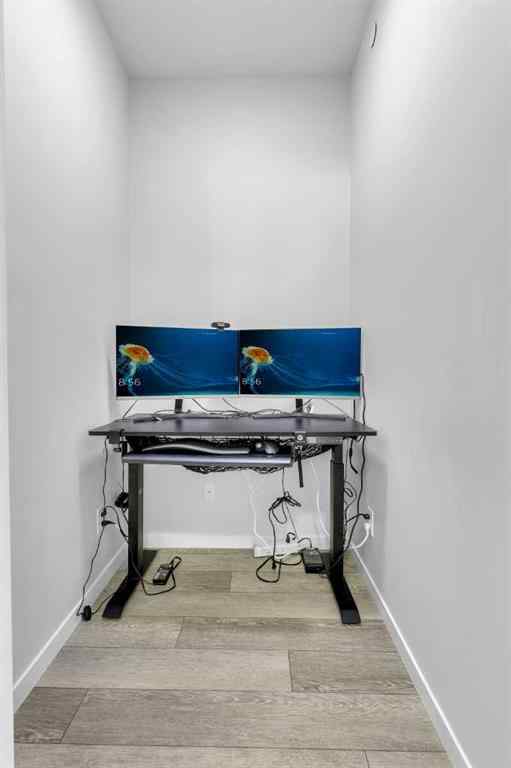 MLS® A2259921 - 21 Lucas Rise NW in Livingston Calgary, Residential