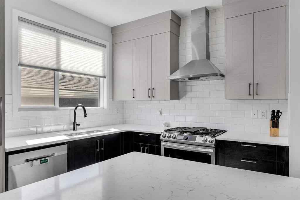 MLS® A2259921 - 21 Lucas Rise NW in Livingston Calgary, Residential