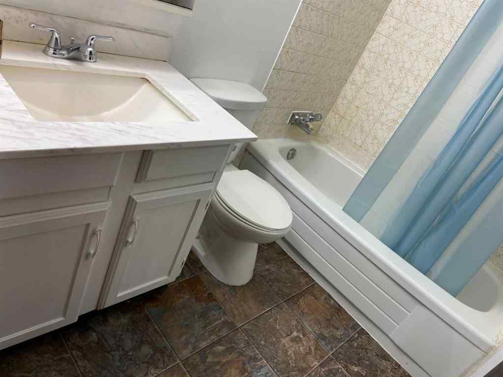 MLS® A2259924 - 2410 14 Street SW in Upper Mount Royal Calgary, Commercial