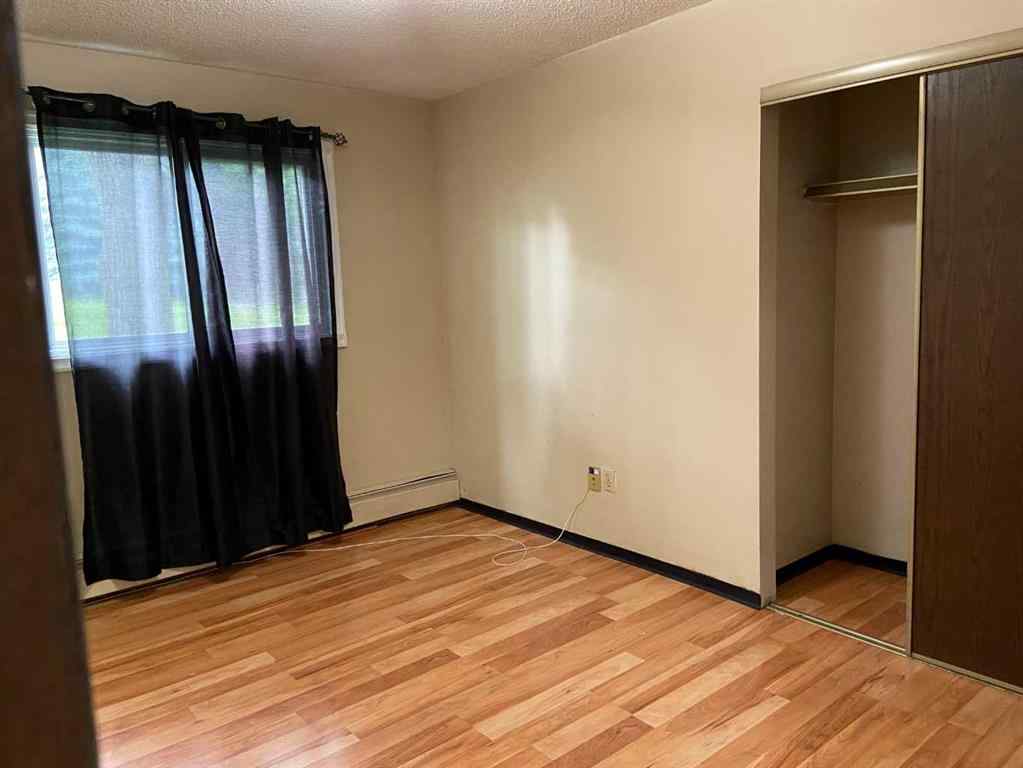 MLS® A2259924 - 2410 14 Street SW in Upper Mount Royal Calgary, Commercial