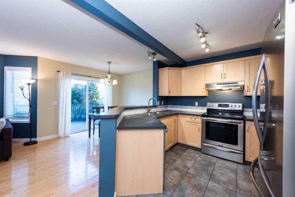 MLS® A2259925 - 49 Rocky Ridge Heath NW in Rocky Ridge Calgary, Residential