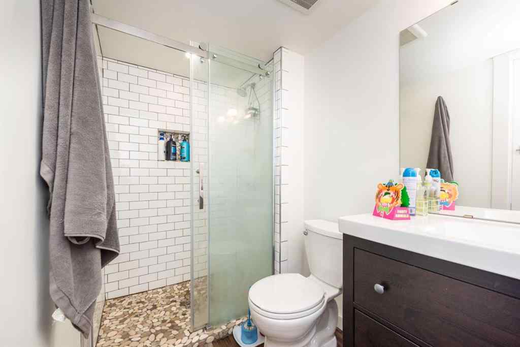 MLS® A2259925 - 49 Rocky Ridge Heath NW in Rocky Ridge Calgary, Residential