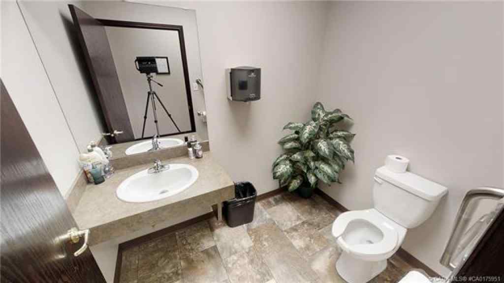 MLS® A2259933 - Unit #102 5229 50 Avenue  in Downtown Red Deer Red Deer, Commercial