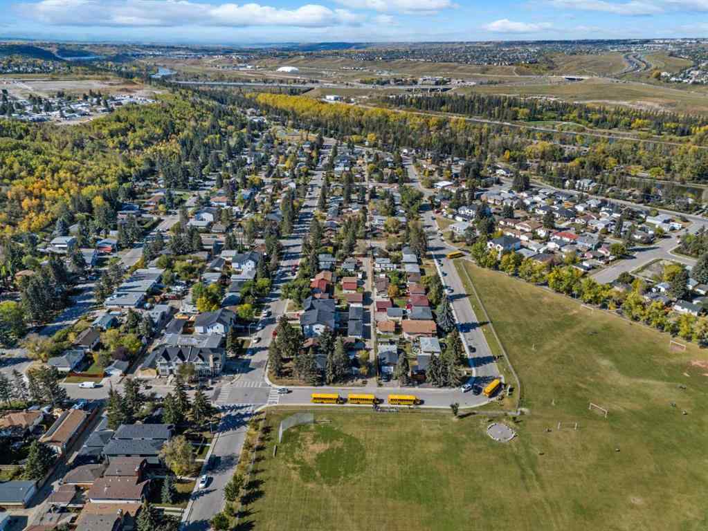 MLS® A2259936 - 8736 34 Avenue NW in Bowness Calgary, Residential