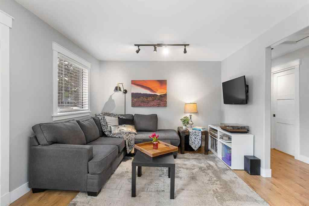 MLS® A2259936 - 8736 34 Avenue NW in Bowness Calgary, Residential