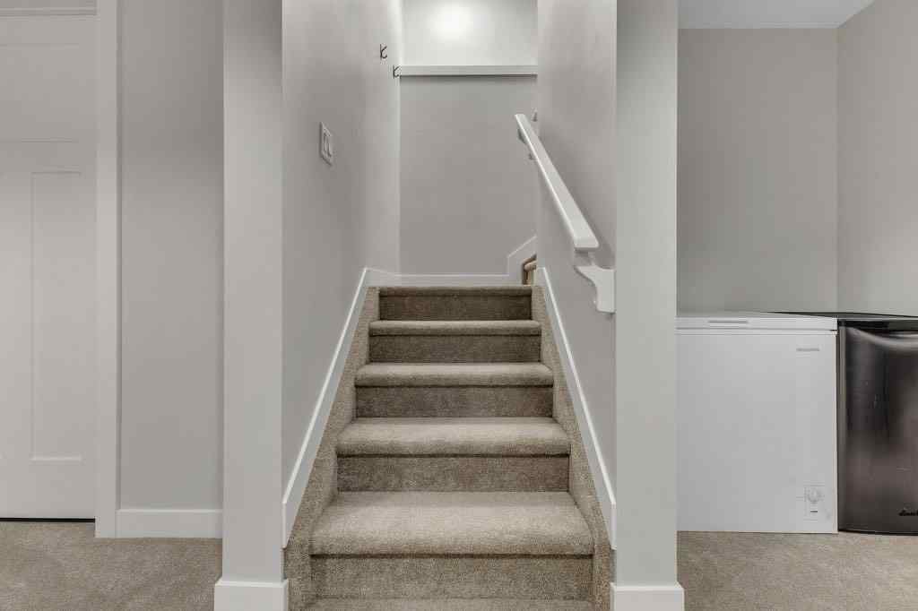 MLS® A2259938 - 425 South Point Glen SW in South Point Airdrie, Residential