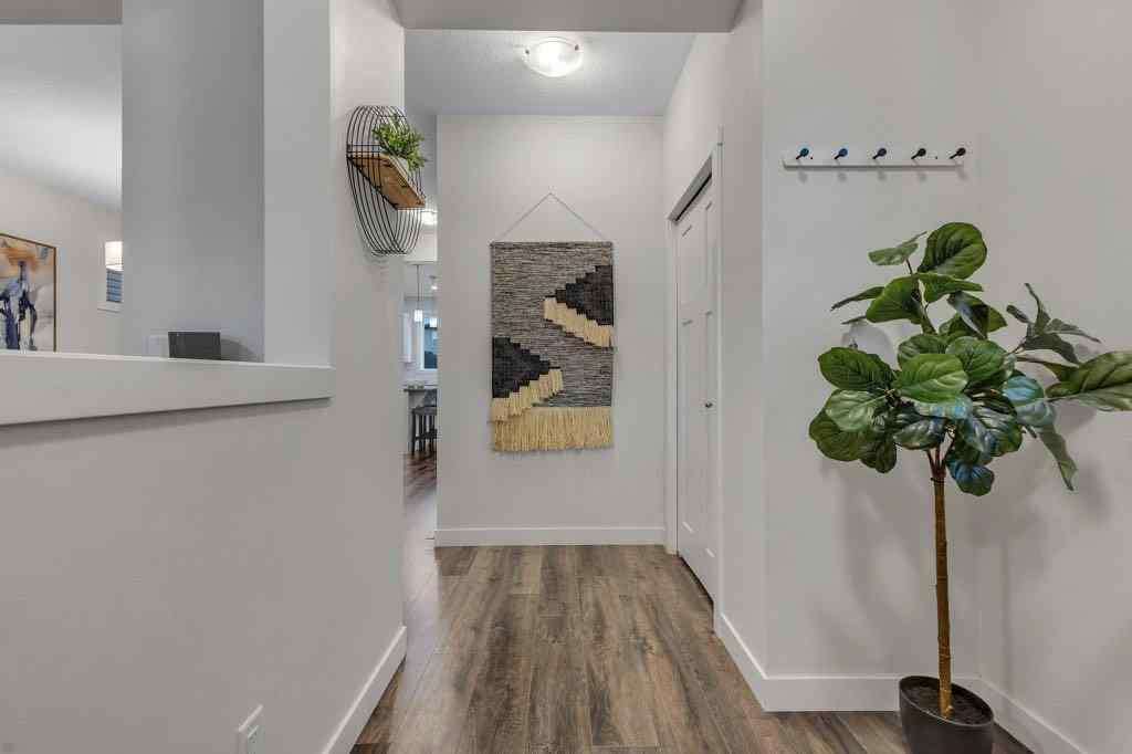 MLS® A2259938 - 425 South Point Glen SW in South Point Airdrie, Residential