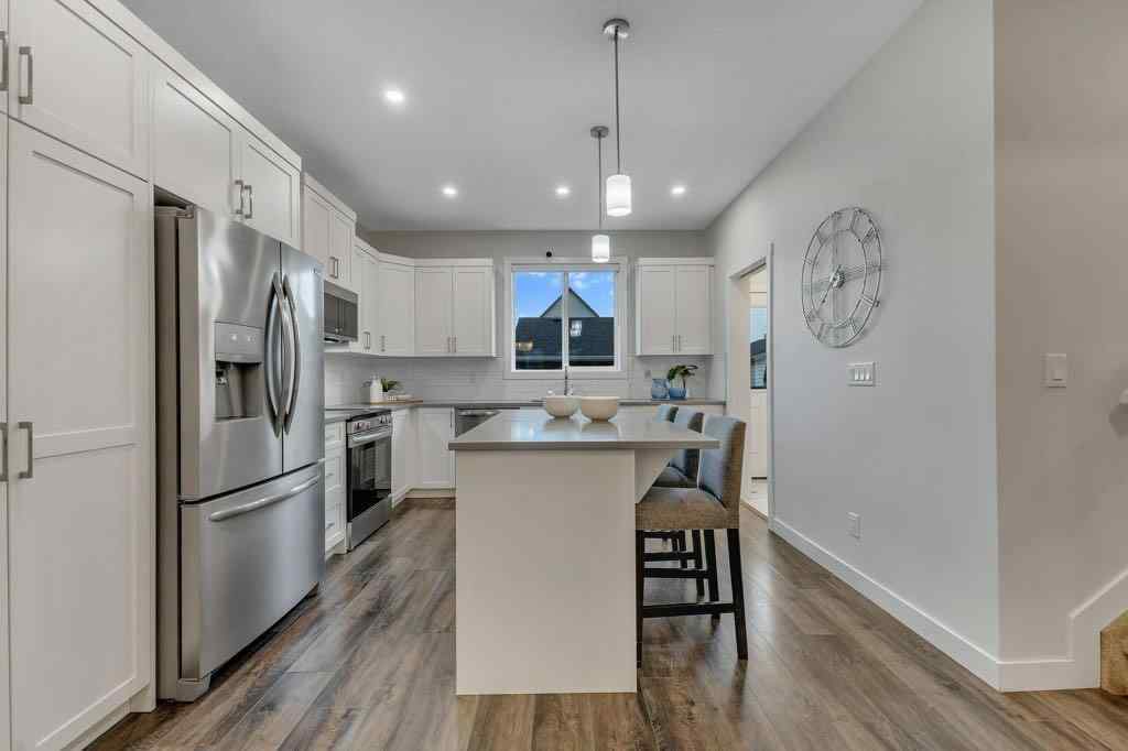 MLS® A2259938 - 425 South Point Glen SW in South Point Airdrie, Residential