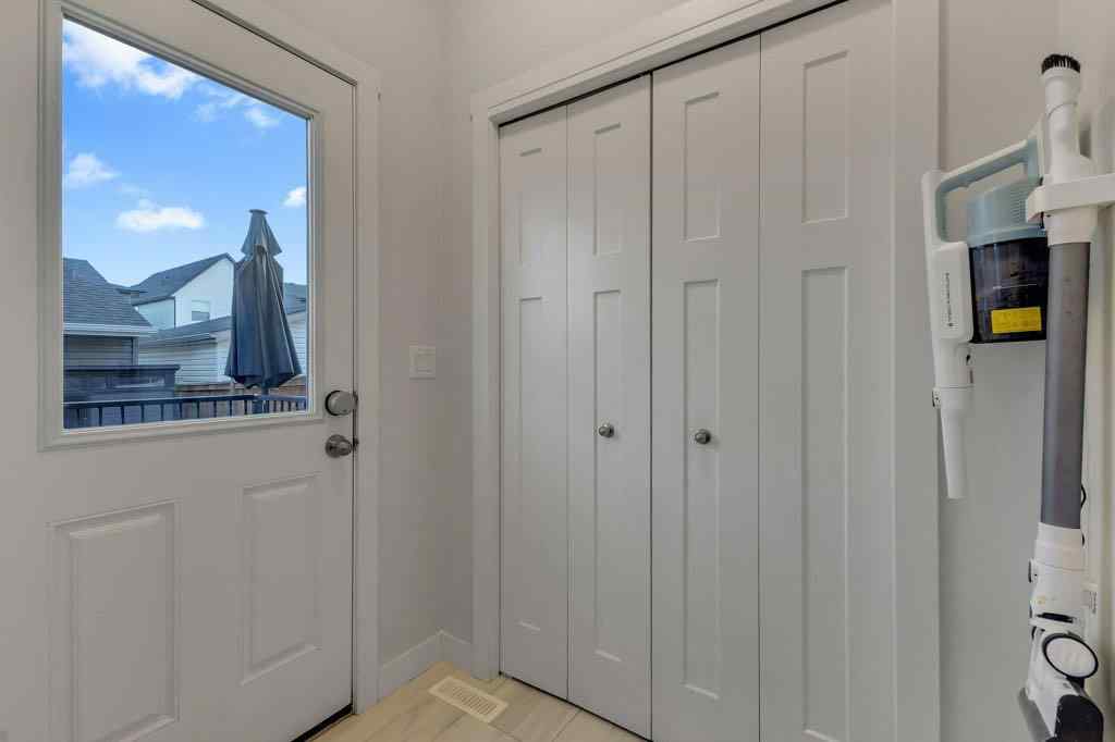 MLS® A2259938 - 425 South Point Glen SW in South Point Airdrie, Residential