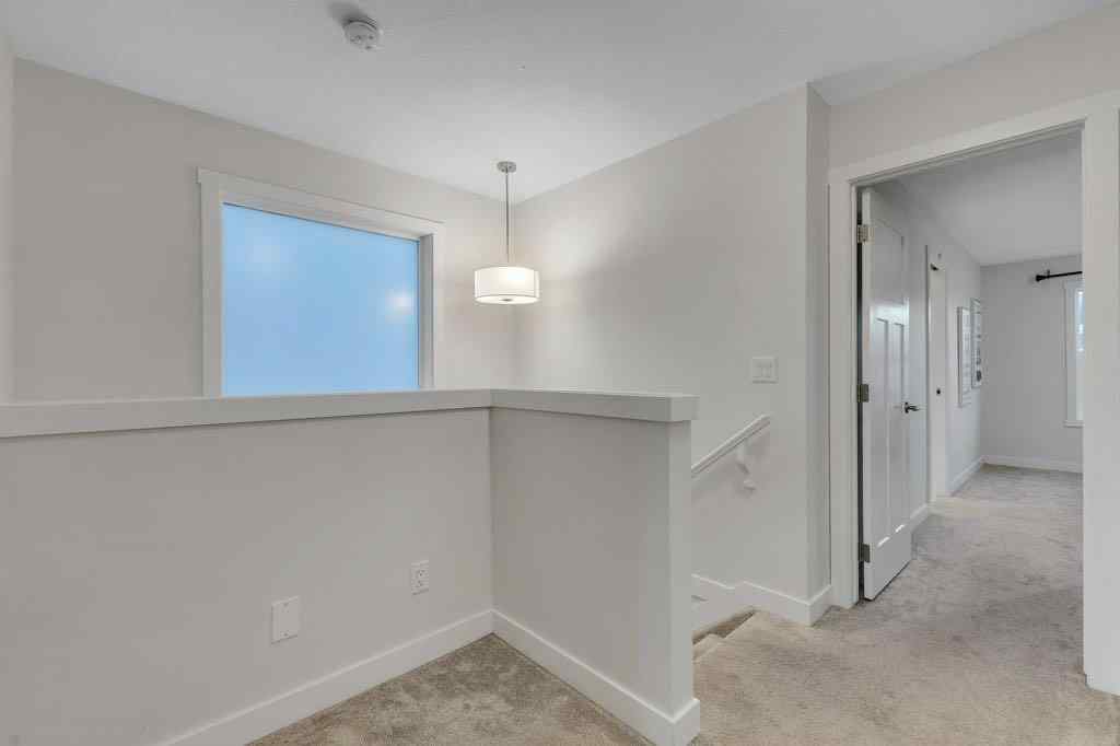 MLS® A2259938 - 425 South Point Glen SW in South Point Airdrie, Residential