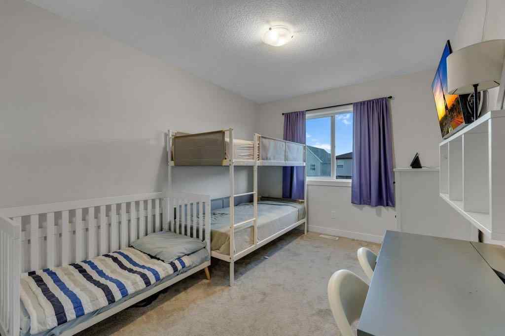 MLS® A2259938 - 425 South Point Glen SW in South Point Airdrie, Residential