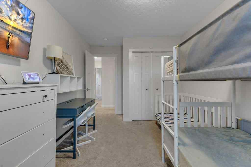 MLS® A2259938 - 425 South Point Glen SW in South Point Airdrie, Residential