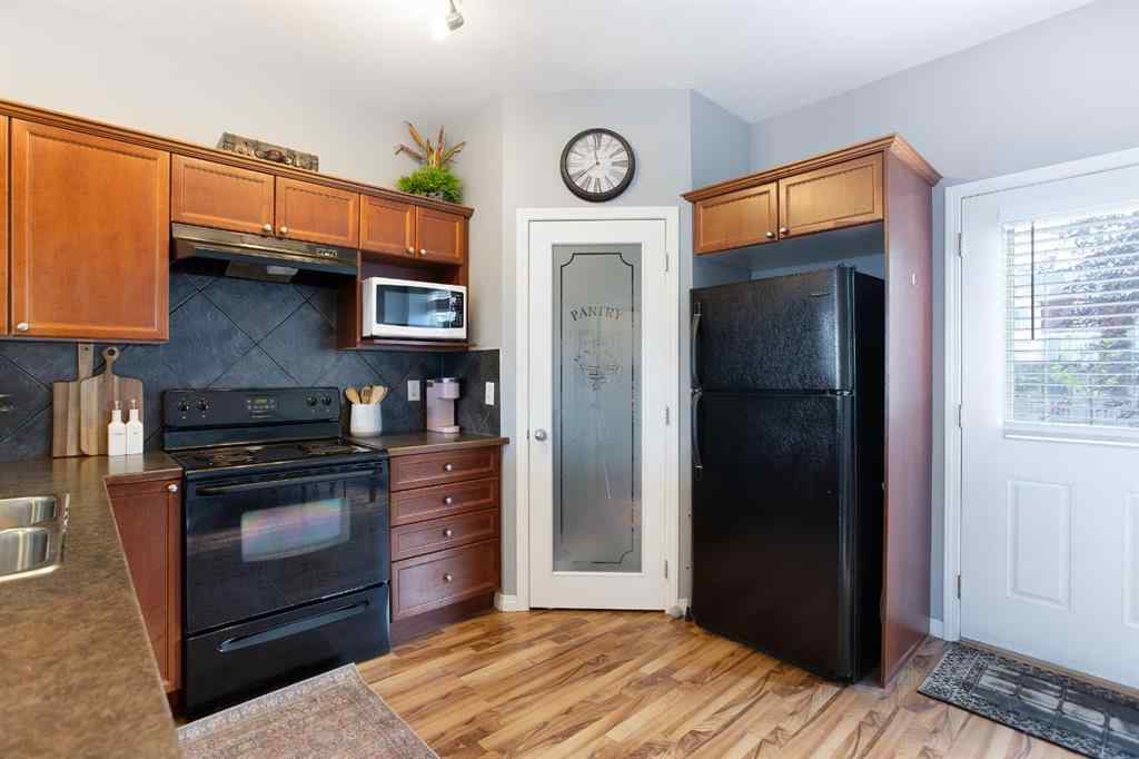 MLS® A2259939 - Unit #404 703 Luxstone Square SW in Luxstone Airdrie, Residential