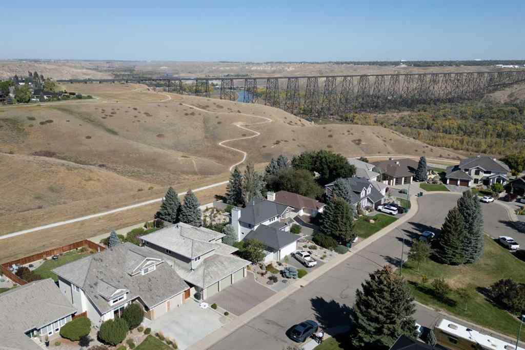 MLS® A2259943 - 209 Coachwood Point W in Ridgewood Lethbridge, Residential
