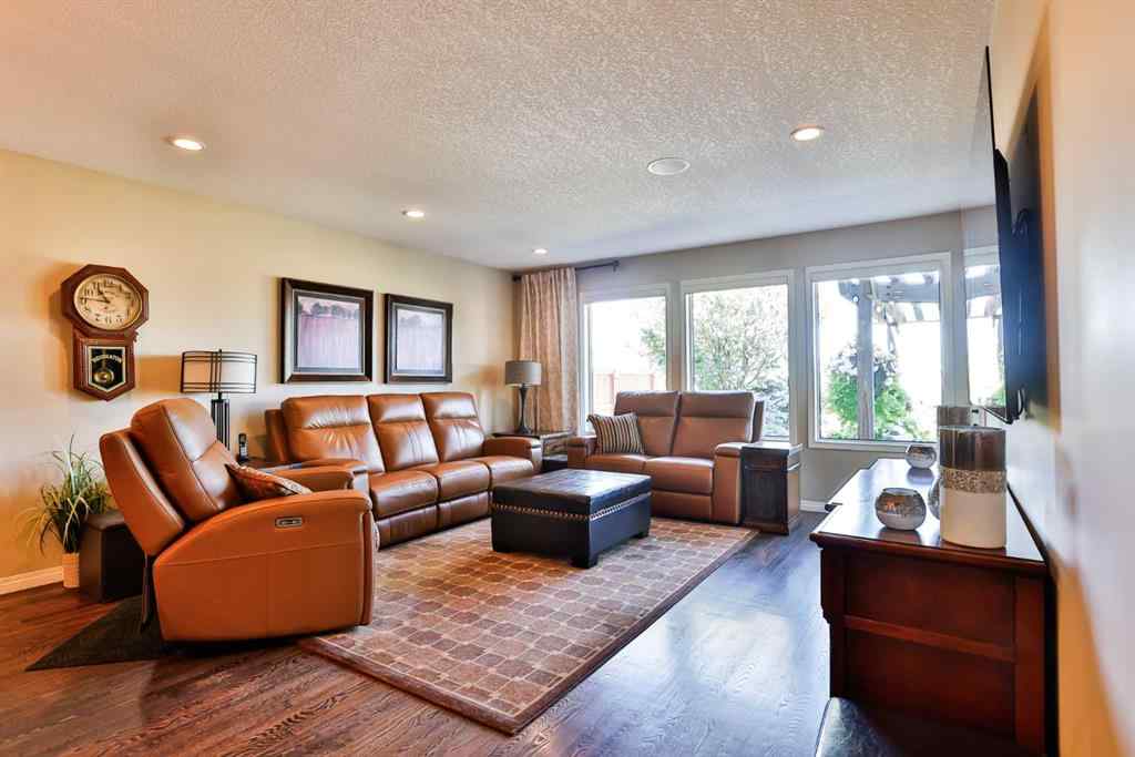 MLS® A2259943 - 209 Coachwood Point W in Ridgewood Lethbridge, Residential